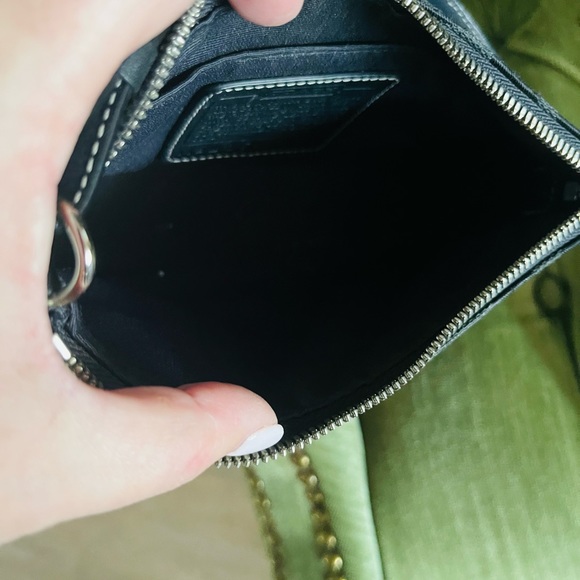 Coach Handbag - Picture 3 of 4